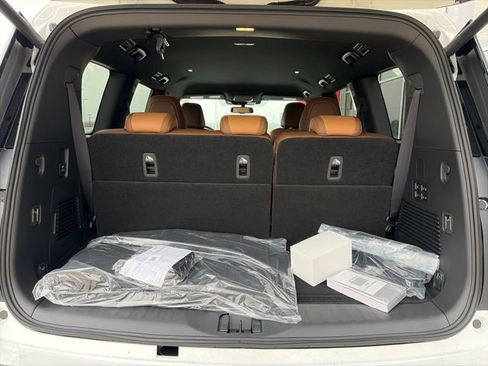 New 2026 Nissan Armada SL image 20