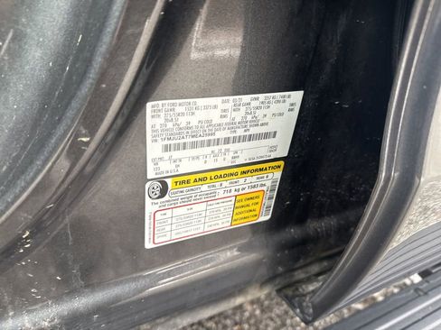 Used 2021 Ford Expedition Limited image 13