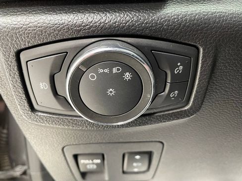 Used 2021 Ford Expedition Max Limited AWD/4WD image 16