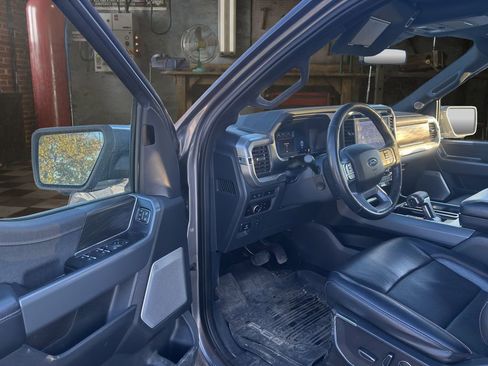 Certified 2024 Ford F150 Lariat w/ Equipment Group 502A High image 17