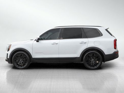 Used 2022 Kia Telluride SX w/ Nightfall Edition Package AWD/4WD image 2