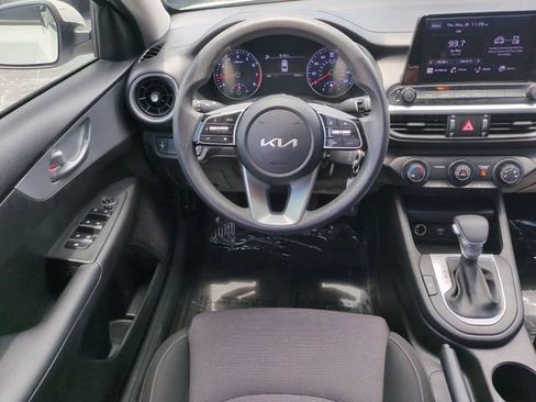 Used 2023 Kia Forte LX FWD image 18