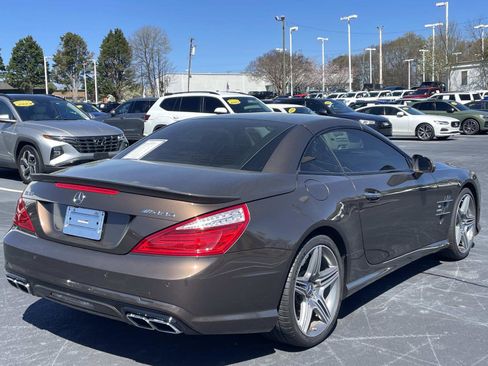 Used 2015 Mercedes-Benz SL 63 AMG w/ Driver Assistance Package image 39