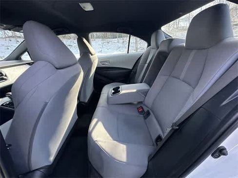 Used 2023 Toyota Corolla SE image 18