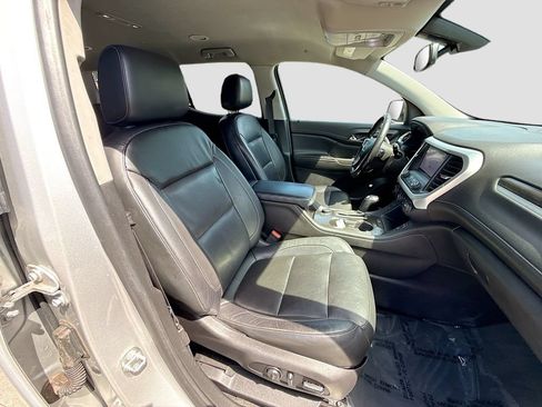 Used 2019 GMC Acadia SLT FWD image 32