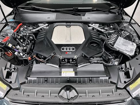Certified 2025 Audi RS 7 Performance w/ Black Optic Package image 29