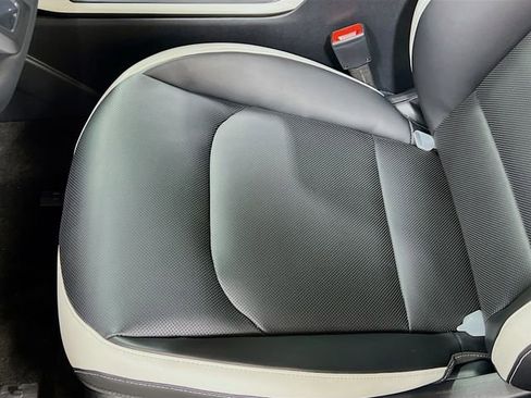 New 2025 Kia K4 GT-Line w/ GT-Line Premium Package image 20