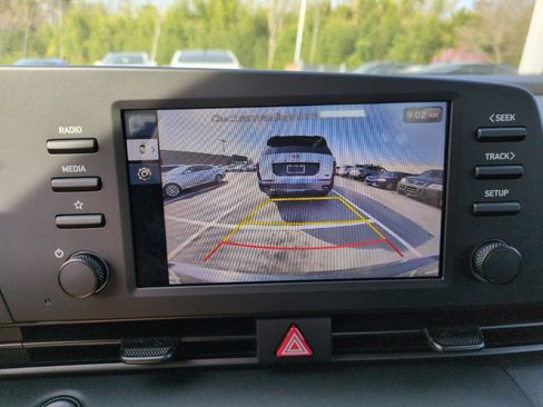 New 2026 Hyundai Elantra Sport FWD image 17