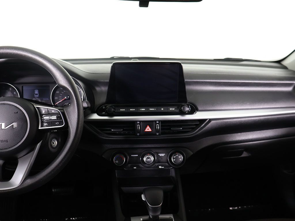 Certified 2023 Kia Forte LXS FWD image 32