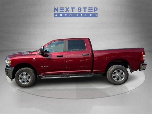 Used 2024 RAM 2500 Big Horn image 4