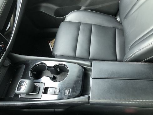 Used 2023 Nissan Rogue SL w/ SL Premium Package image 18