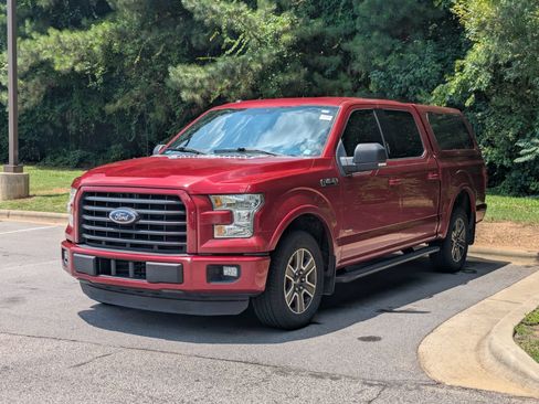 Used 2015 Ford F150 XLT w/ Equipment Group 302A Luxury RWD image 6