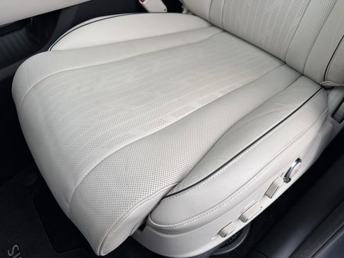 Used 2022 Genesis GV80 2.5T w/ Prestige Package 05 image 24