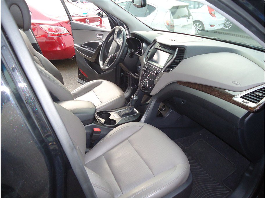 Used 2017 Hyundai Santa Fe Sport AWD/4WD image 18