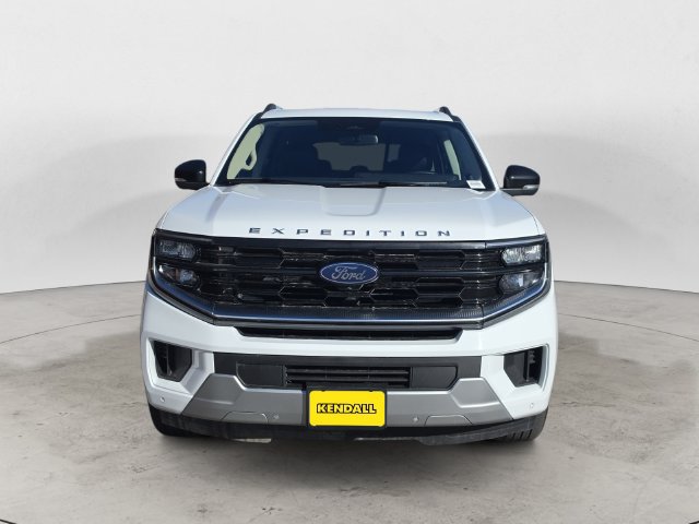 Certified 2025 Ford Expedition Max Platinum AWD/4WD image 2