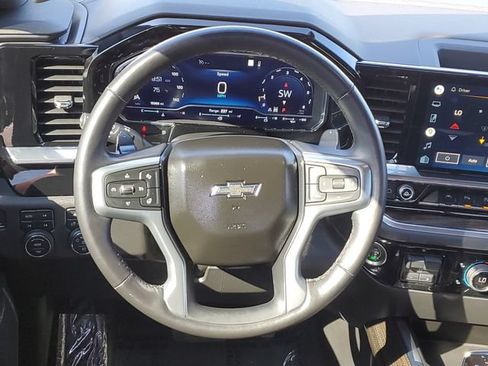 Certified 2022 Chevrolet Silverado 1500 LT Trail Boss w/ LT Trail Boss Premium Package AWD/4WD image 28