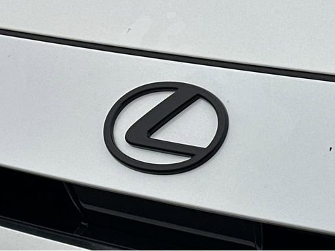 New 2026 Lexus TX 500h AWD image 40