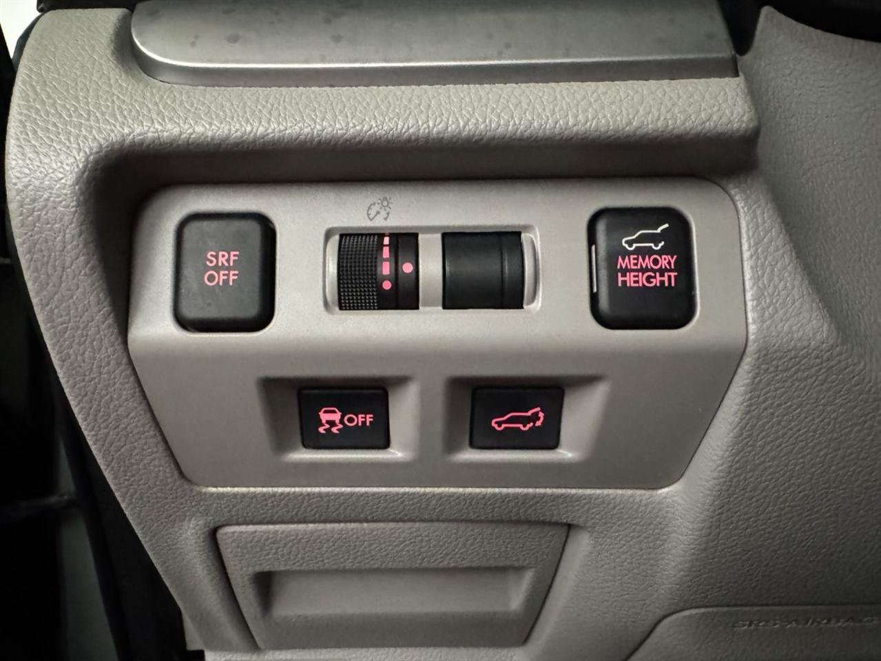 Used 2016 Subaru Forester 2.5i Touring w/ Eyesight & Navigation System AWD/4WD image 20