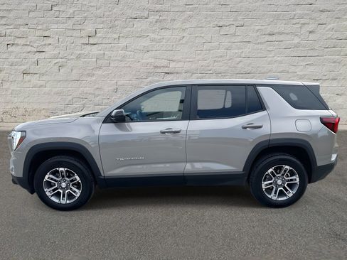 Used 2025 GMC Terrain Elevation image 8