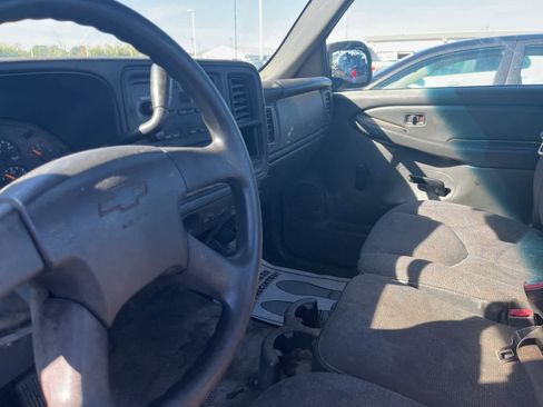 Used 2007 Chevrolet Silverado 1500 W/T image 25