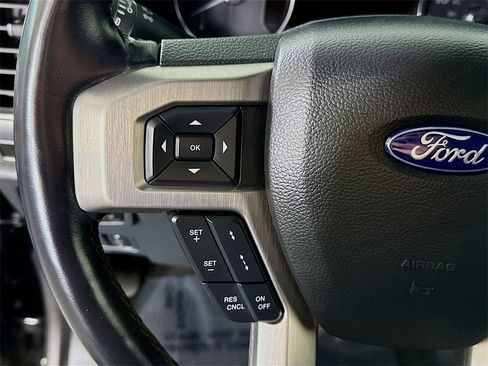 Used 2022 Ford F450 Platinum w/ FX4 Off-Road Package image 23