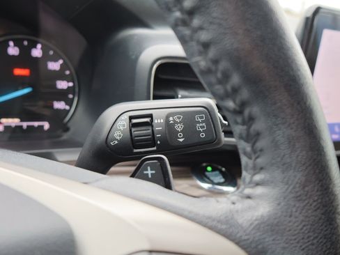 Certified 2021 Ford Explorer Limited w/ Hybrid Equipment Group 310A image 21