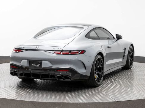 Used 2025 Mercedes-Benz AMG GT 63 image 22