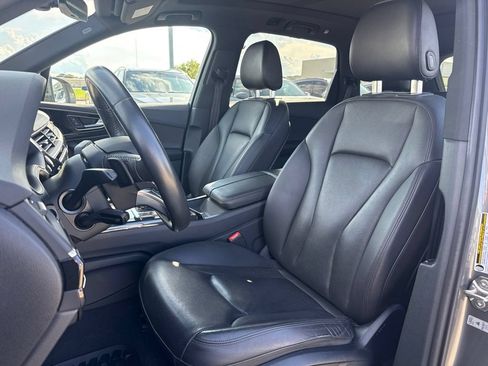 Used 2017 Audi Q7 3.0T Premium Plus AWD/4WD image 13