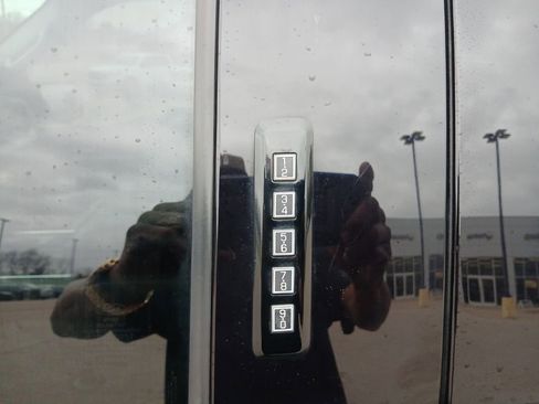 Used 2021 Ford F150 XLT w/ Equipment Group 302A High image 13