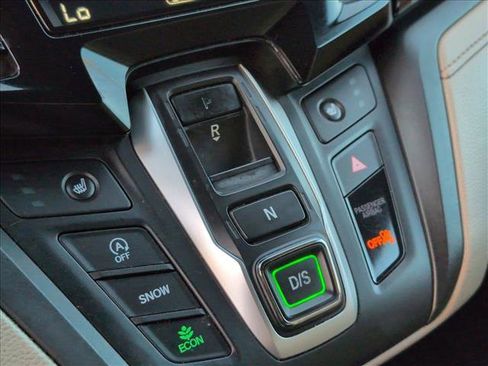 Used 2018 Honda Odyssey Touring image 12