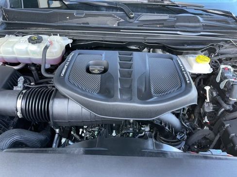 Used 2025 RAM 1500 Limited w/ Body Color Bumper Group AWD/4WD image 21