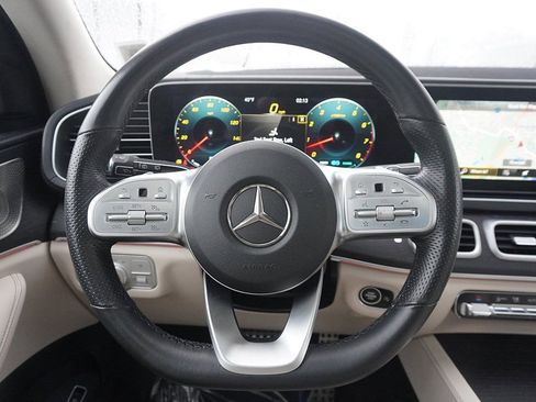 Used 2021 Mercedes-Benz GLS 580 4MATIC w/ Exclusive Trim Package image 45