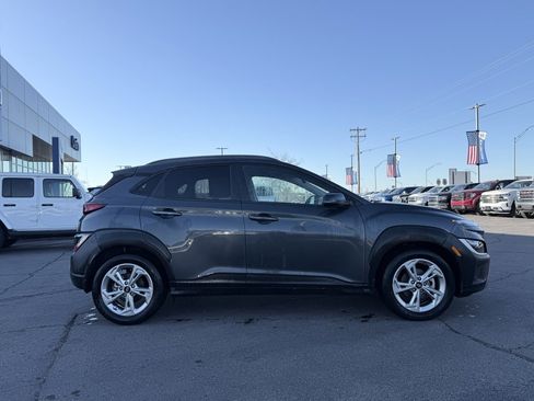 Used 2022 Hyundai Kona SEL w/ Convenience Package image 9