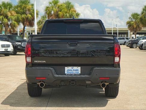 Certified 2025 Honda Ridgeline Black Edition image 4
