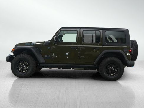 Used 2024 Jeep Wrangler Unlimited AWD/4WD image 2
