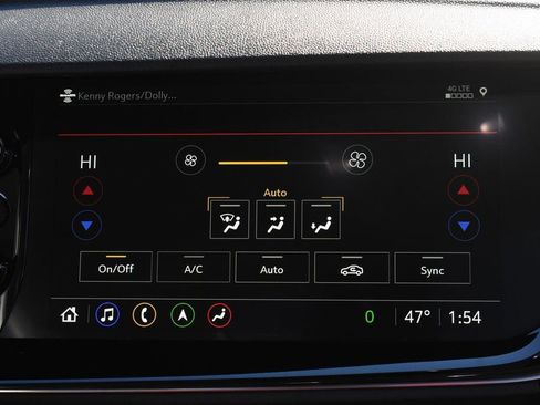 Used 2023 Buick Envision Avenir AWD/4WD image 45