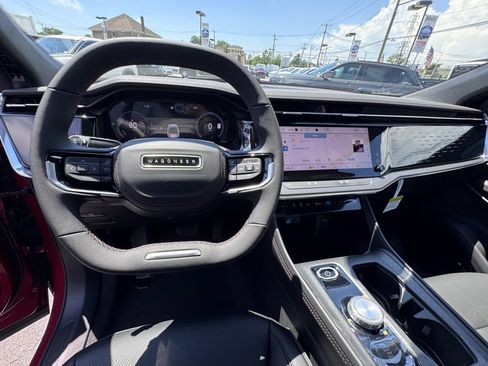 New 2025 Jeep Wagoneer S Limited image 15