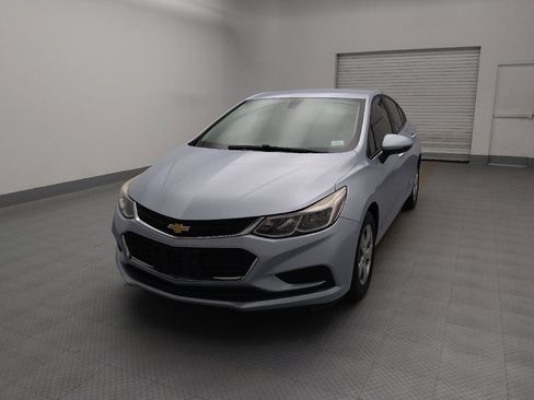 Used 2018 Chevrolet Cruze LS image 15