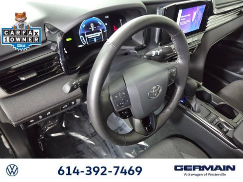 Used 2026 Toyota Camry LE w/ Convenience Package FWD image 12