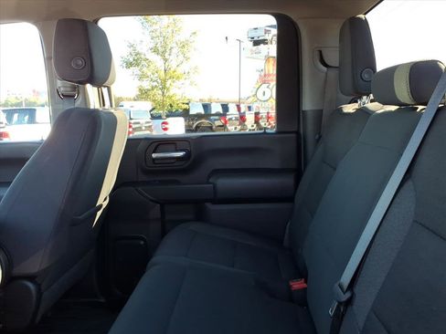 Used 2024 Chevrolet Silverado 2500 Custom w/ Custom Convenience Package image 14