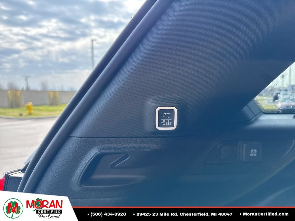 Used 2024 Jeep Grand Cherokee Altitude AWD/4WD image 28