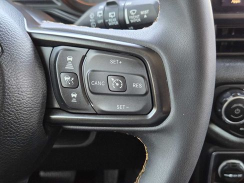 Used 2024 Jeep Wrangler Sport AWD/4WD image 25