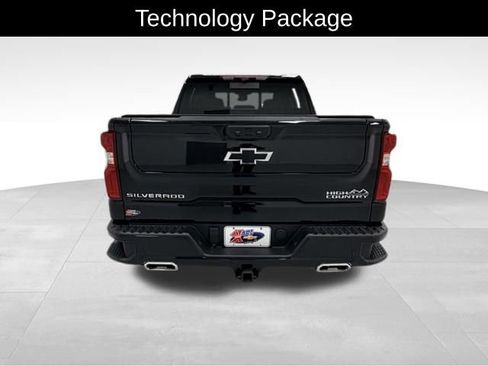 Certified 2024 Chevrolet Silverado 1500 High Country w/ High Country Premium Package AWD/4WD image 5