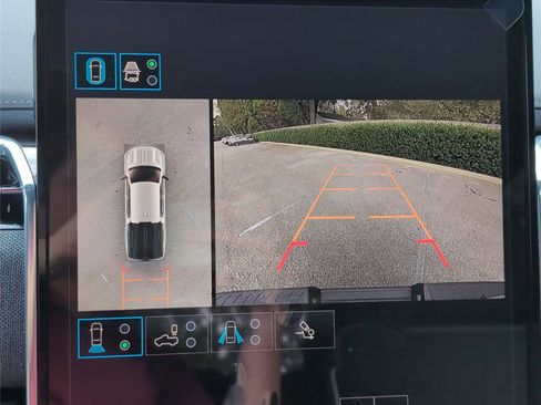 New 2026 GMC Sierra EV Elevation image 25