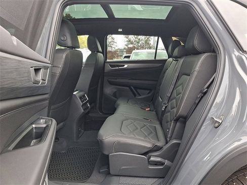 New 2026 Volkswagen Atlas Cross Sport SE image 5