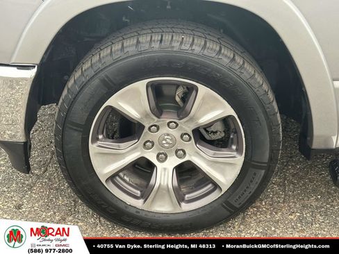 Used 2021 RAM 1500 Laramie AWD/4WD image 9