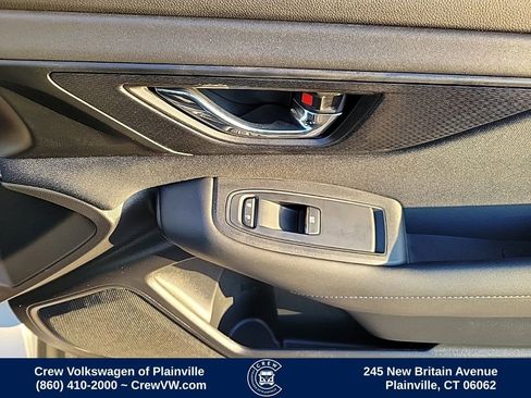 Used 2023 Subaru Outback Premium image 43