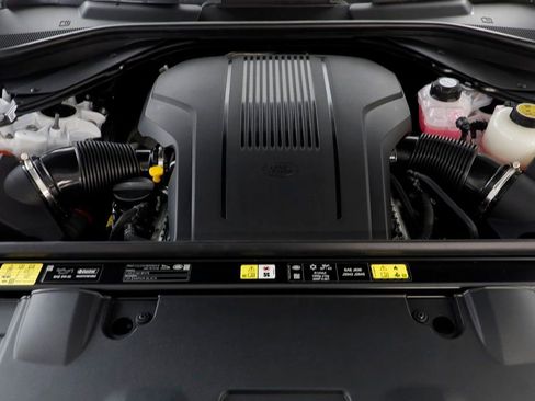 New 2025 Land Rover Range Rover Long Wheelbase Autobiography image 27