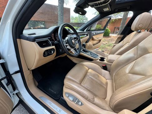 Used 2017 Porsche Macan S AWD/4WD image 13