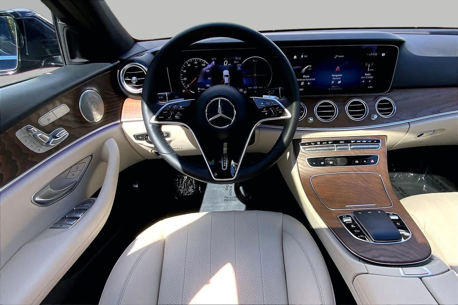 Used 2023 Mercedes-Benz E 450 4MATIC Sedan image 6
